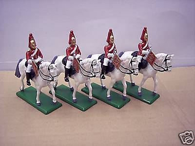 BRITAINS SOLDIERS LIFEGUARD TRUMPETER BOX OF 4  WBO8033 metal painted military 1