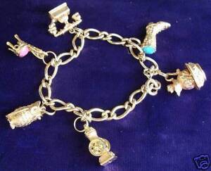 Vintage 1973 Avon Fashion Accents Charm Bracelet