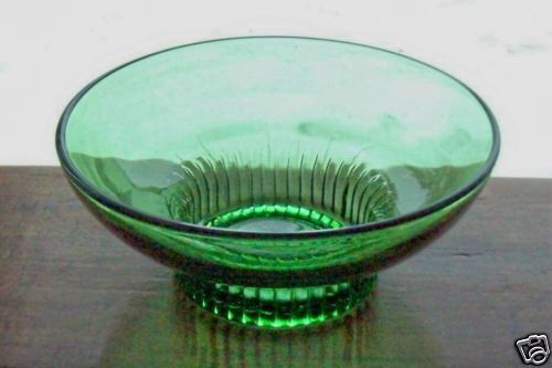 RANDALL Co.* EMERALD GREEN PRESSED GLASS BOWL*NICE  