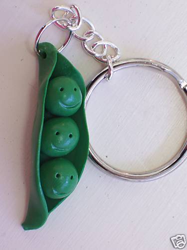 Peas In a Pod Key Chain~For Triplets or Family of 3~  