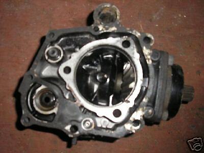   VF 700 1985 VF700 VF 700C driveshaft transfer case motor cover  