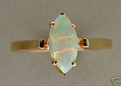 ESTATE 14K CID BRIGHT COLOR MARQUISE OPAL RING GREEN RED BLUE 