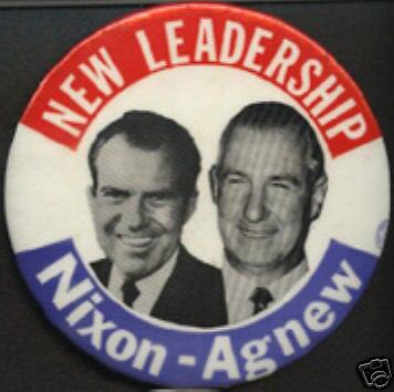 Pin pinback button political RICHARD NIXON SPIRO AGNEW  