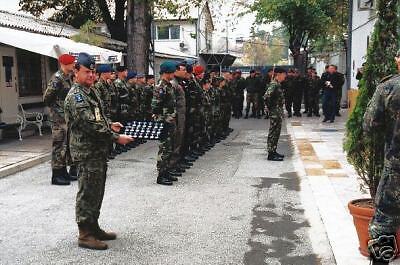 Medal Parade im NATO HQ Skopje, Mazedonien im Oktober 2003. Die 