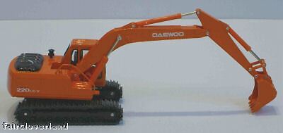 40 Daewoo Excavator Die Cast Model Solar 220LCV  