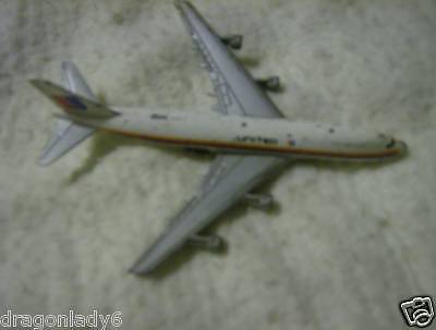 Vintage United Airlines Metal Ertl Airplane USA  